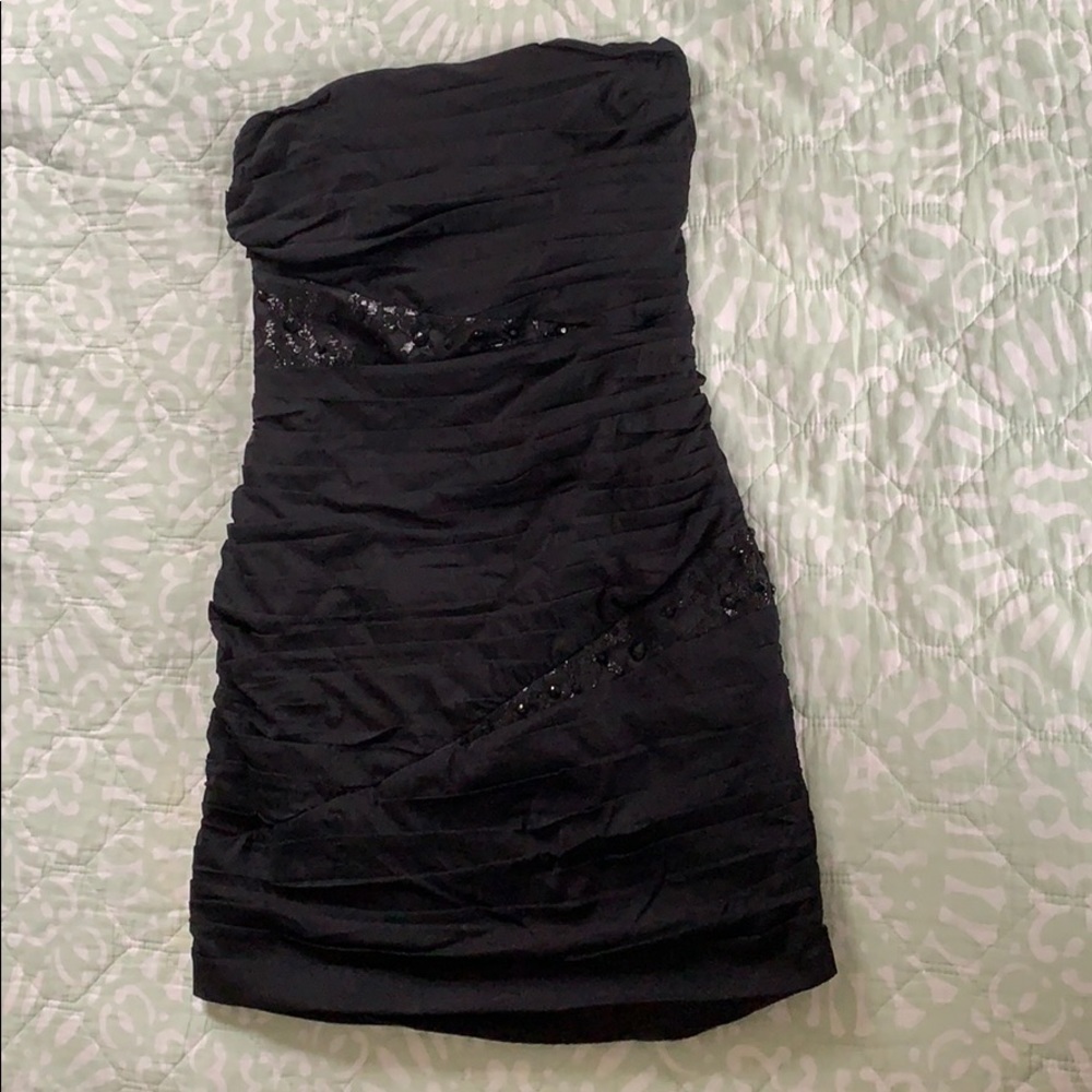 Express size 4 strapless dress
